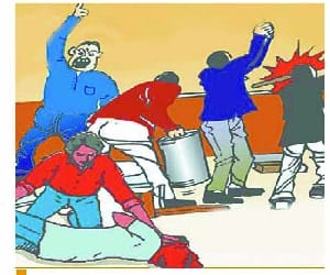 ruckus in kanpur samajwadi party office.