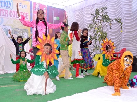 saanskratik karyakaramo main dekhi pratibha