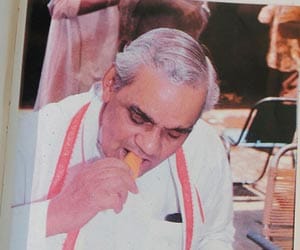 atal bihari unheard stories.