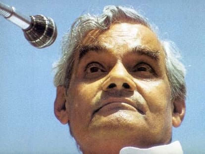 vajpayee take top honour at home.