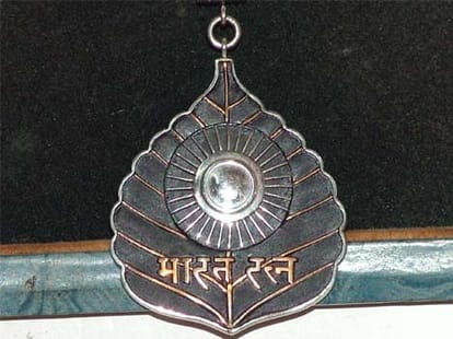 Atal Bihari Vajpayee and Madan Mohan Malviya to be awarded with Bharat Ratna
