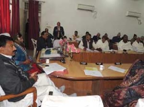 Warm tone on the negligence of officials of the members