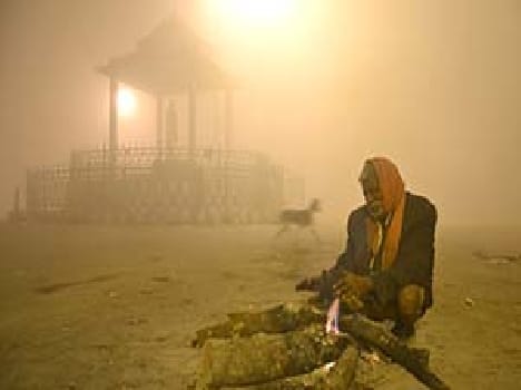 Tavera clashed with truck in dense fog , the driver's death