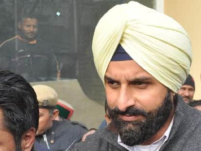 dispute in akali dal, congress leader on punjab drug racket issue