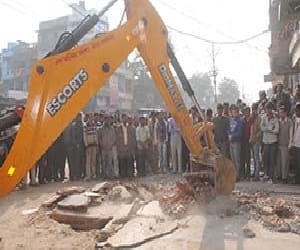Encroachment Lgee shrinking market