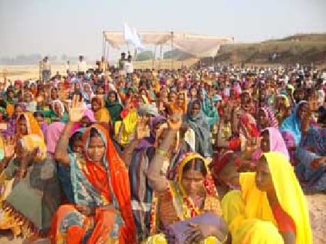 Kanahar irrigation project on the action of protest