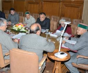 himachal cabinet decided to enroll pta teachers for 7year contact.