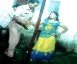 Sub Inspector suspended for his thumka dance