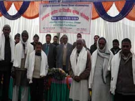 Respect the honor of the farmers in the farming seminar