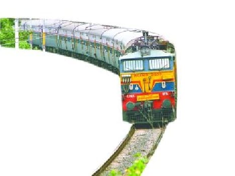 Preparation of hundred meters to reach the speed of the train