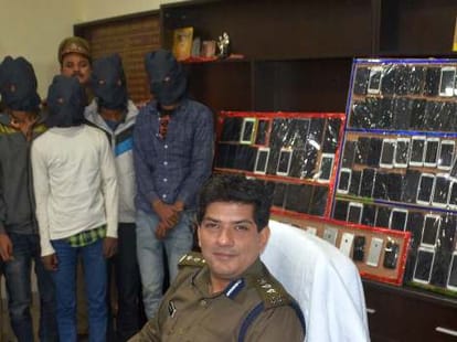 Corporate thieves gang get caught.