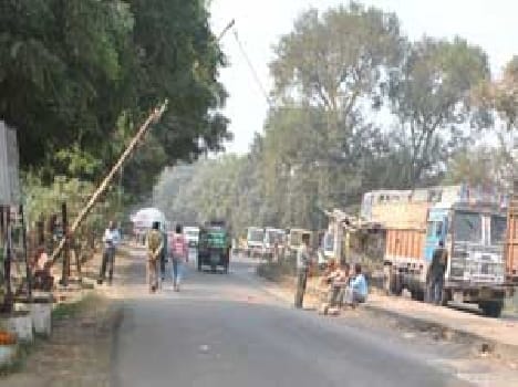Graminaen angry demonstration at the Collectorate