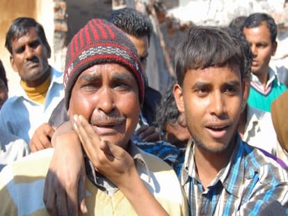 police move encroachment in haridwar.