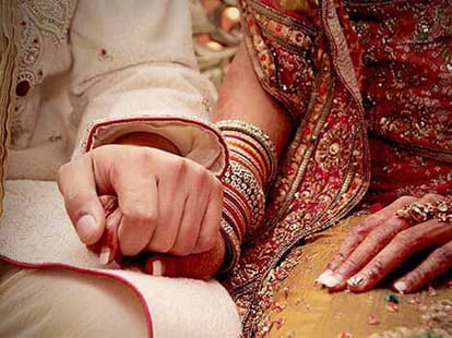 bride refused marry to groom because of drink