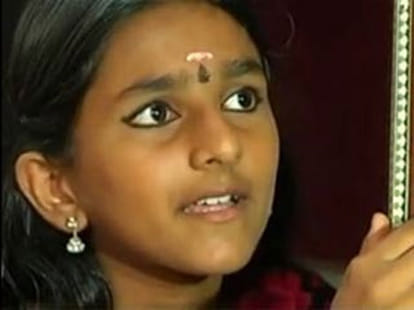 Junior lata mangeshkar will give voice in film 'dilli kand'.
