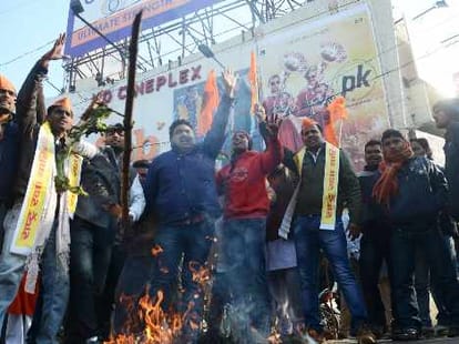 hindu gruops opposed for publicity says film director hirani.