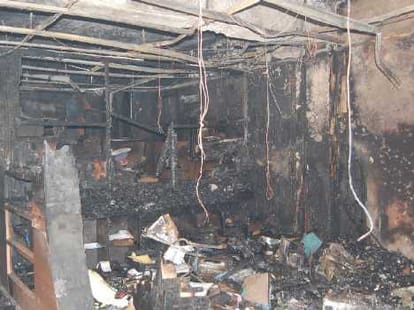 fire inccident youngster died at mandi himachal.