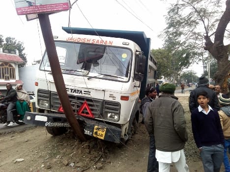 Tanker stilts poles being , averted a major accident