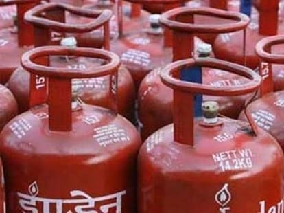 arun jaitley will not get subsidy on cooking gas