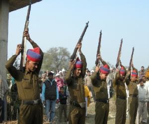 Fire before Salute to Martyre, Constable Suspended