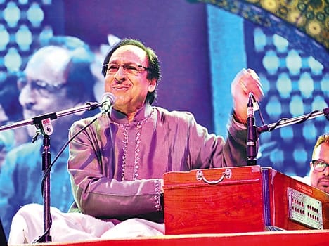 in ghazal sandhya, Ghulam Ali performed
