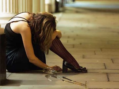 anti drugs campaign anchor caught in drunk.