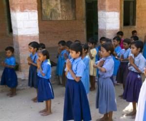 56 percent student of class 5 cannot read hindi.