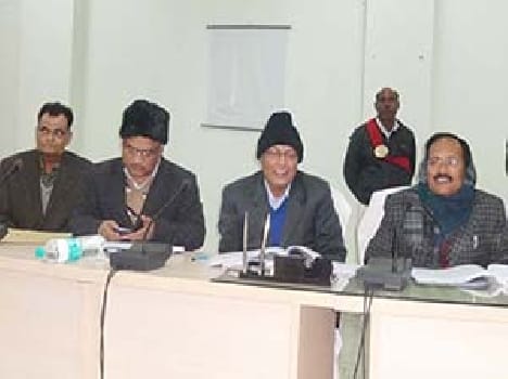 Will examine the standard of hand pumps