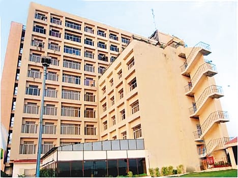 10 hotels get notice 