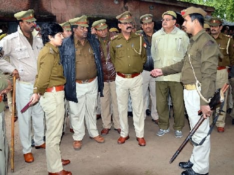 police and farmers clash in mathura