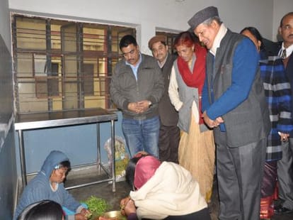 woman died in nari niketan.
