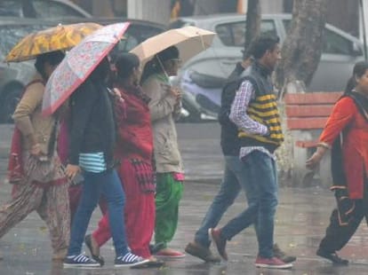 rain and snowfall in uttarakhand.