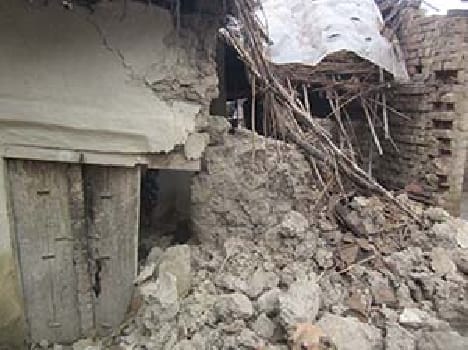 Damp houses demolished , save household
