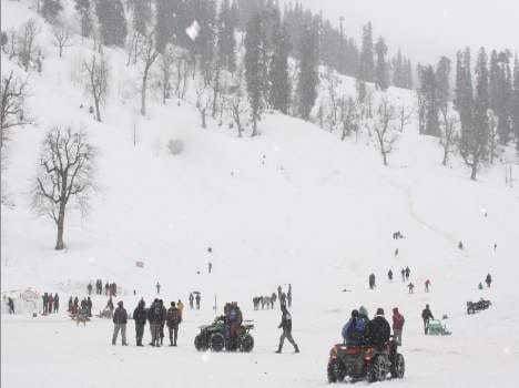 snowfall at himachal.