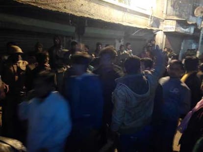 disturbance in agra.