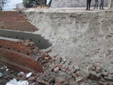 Construction of sewer collapse