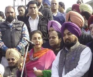 parneet kaur alligade akali leader regarding drug issue