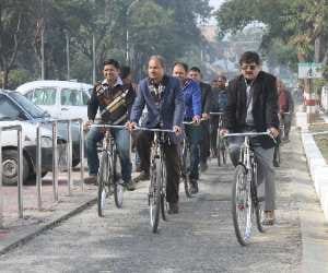 Triyal of cycle track on Kalidas marg.
