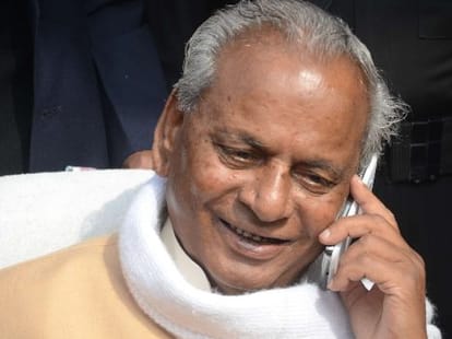 kalyan singh raise dalailama issue in president bhawan.