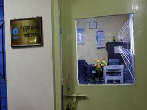 Destroyed in Sbi branch, To threat police