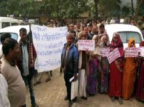 lekhpal was suspended on complain