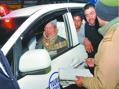 mantri prasad naithani angry with cm harish rawat