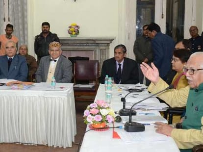 UP governor backs Student Union Election.