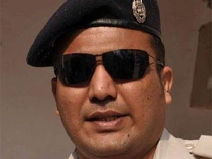 bihar ips shivdeep lande save newborn girls life