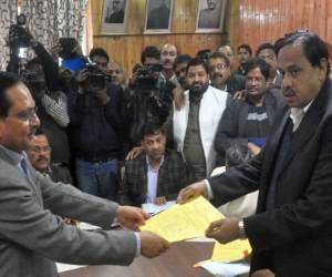 BSP candidate files nomination for MLC election.