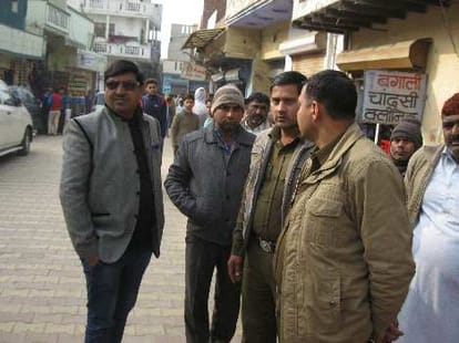 CBI raids on house of brothers of Excise Inspector 