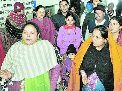 dispute in regional hospital una himachal pradesh.