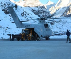 heavy machine send to kedarnath by MI-26.
