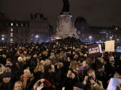 Charlie Hebdo Attack: 1 terrorist of paris attack surrendered to France police