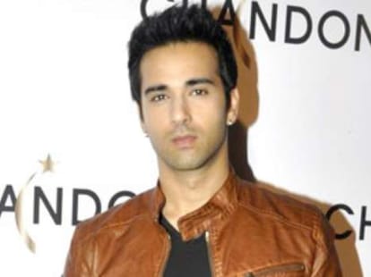 sanam re movie shooting casting rishi kapoor pulkit samrat.